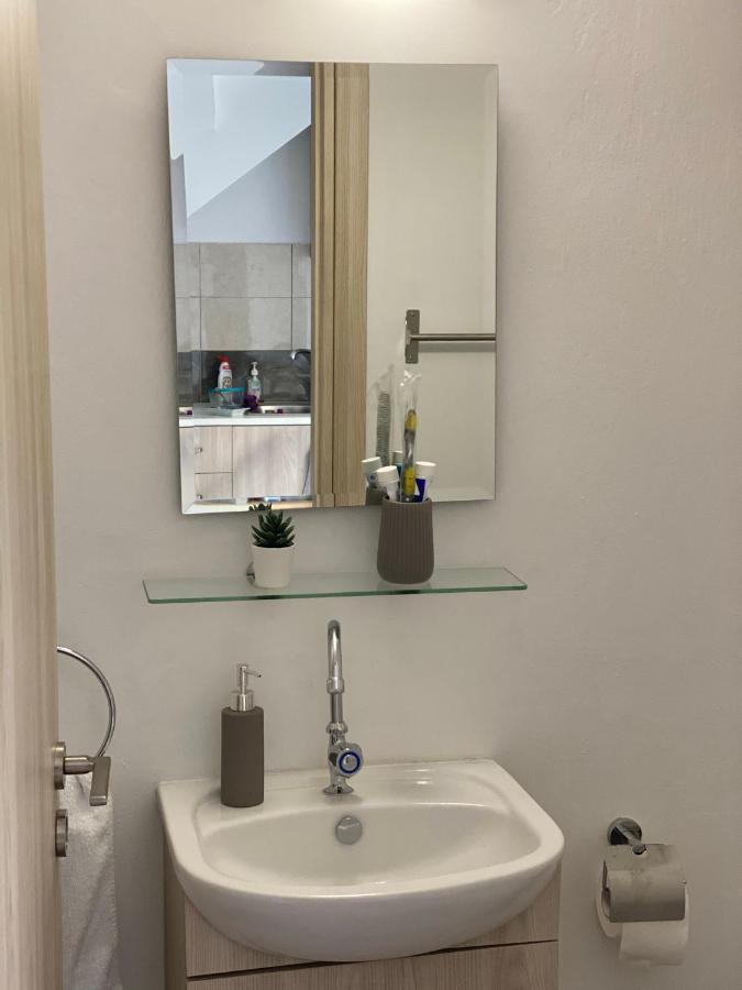 Modern City Center Appartment Saripolou Limassol Luaran gambar